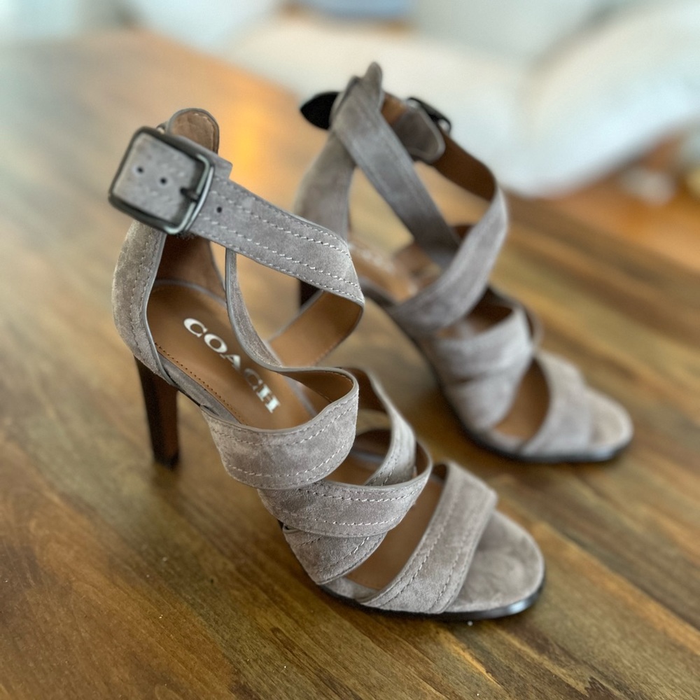 Coach Ilona heels size 6